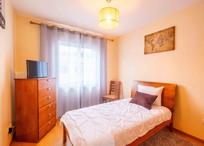 Santana House - Holiday Rental By Your Key