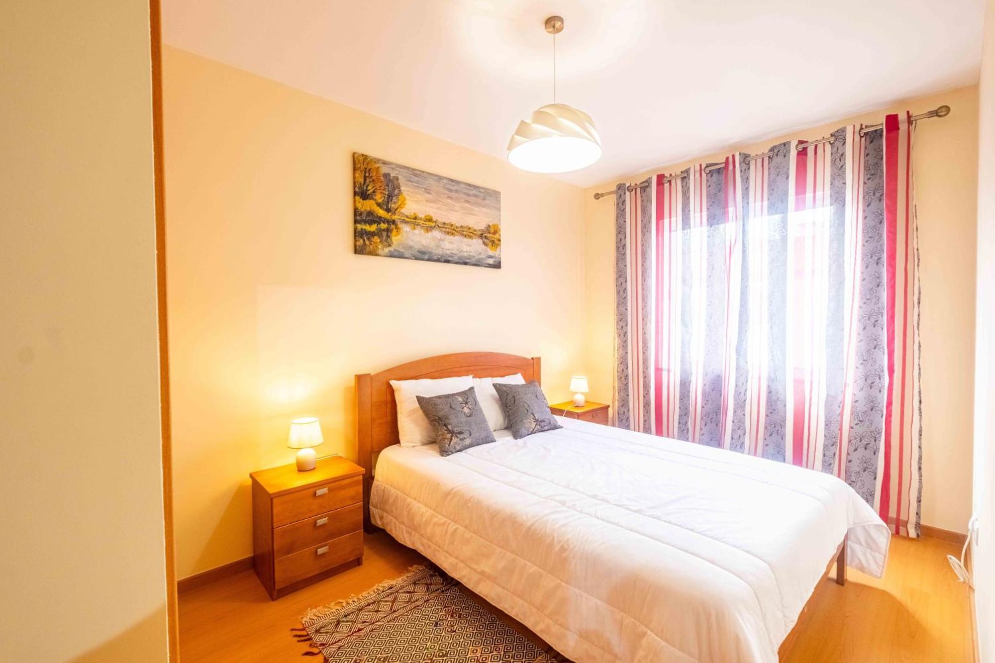 Santana House - By Your Key Holiday home *